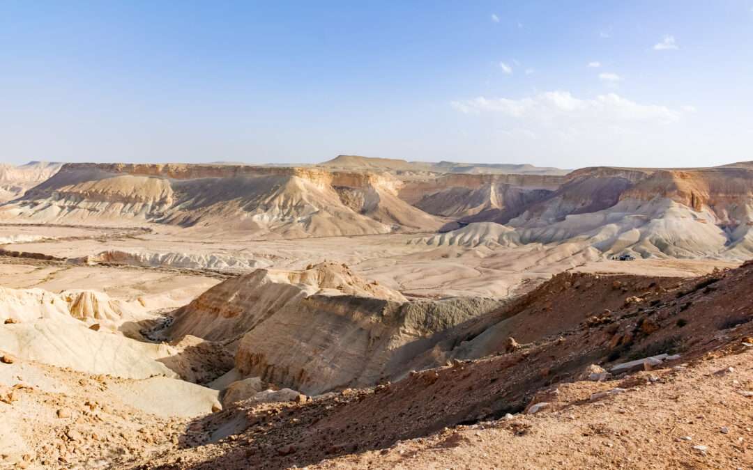 ש' 13.12.25 | אל ארץ המכתשים – אגם ירוחם, המכתש הגדול ועין ירקעם